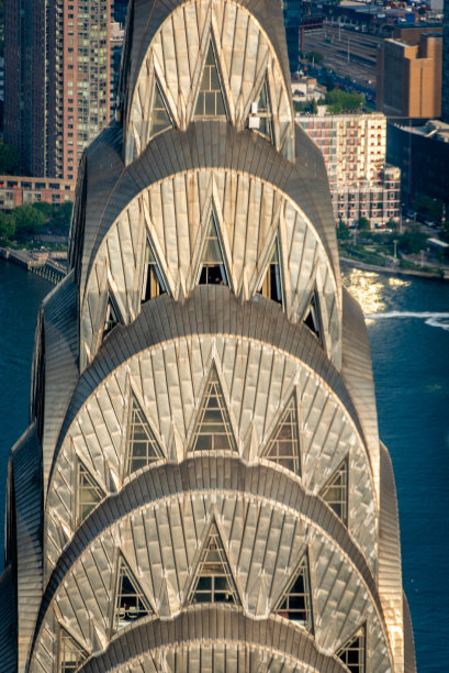 克莱斯勒皇冠大厦，纽约曼哈顿中城的装饰艺术地标图片下载