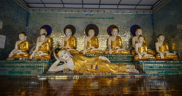 大金塔的佛像图片下载