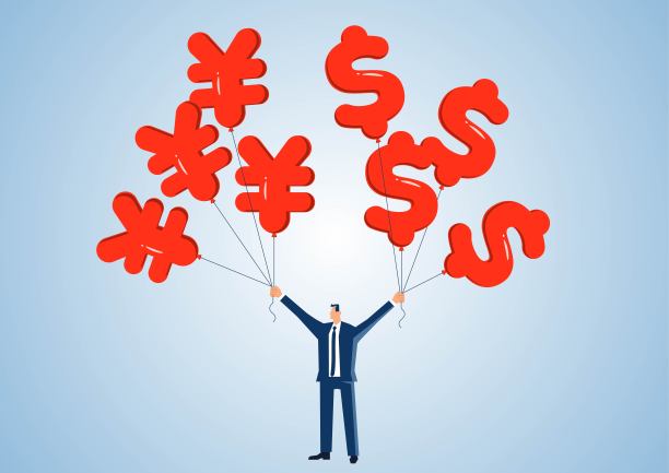 站着的商人左手拿着美元符号气球，右手拿着日元符号气球，中国货币符号气球。图片下载