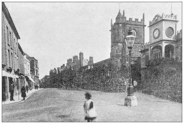 英国多塞特郡的古董照片:沙夫茨伯里的高街图片下载