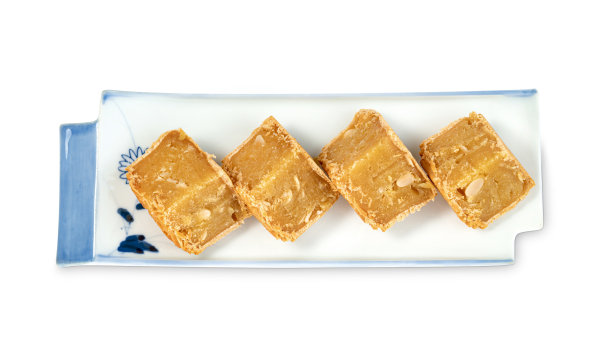 中国中秋节月饼片碟，孤立在白色背景，包括剪辑路径图片下载