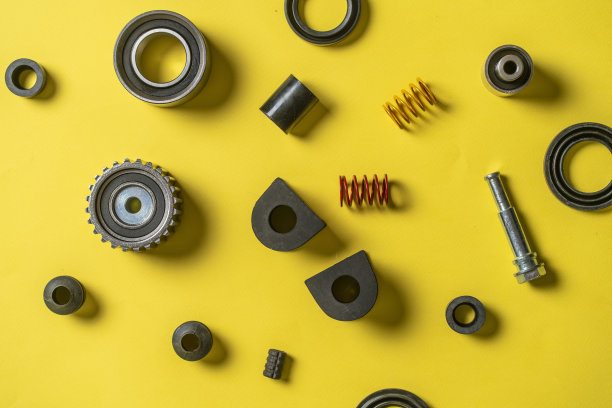 新车零配件平铺，汽车发动机维修零配件平铺图片下载