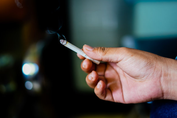 把香烟图片下载