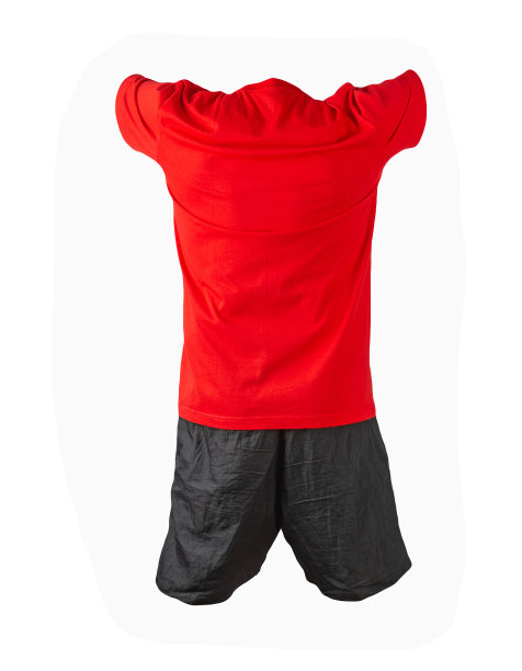 男子运动短裤和t恤孤立在白色背景图片下载