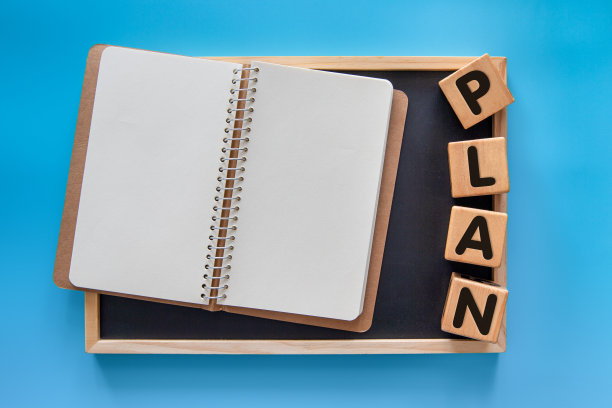 在木块上刻字图片下载