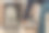 修理工正在修理洗碗机图片下载