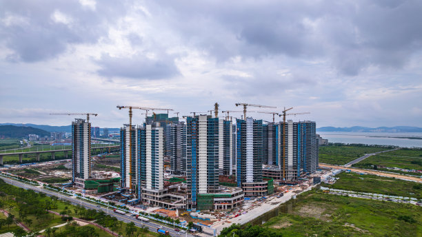 在建房地产施工现场航拍图片下载