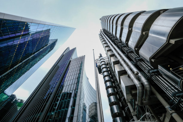 伦敦金融城金融区摩天大楼现代化办公大楼图片下载