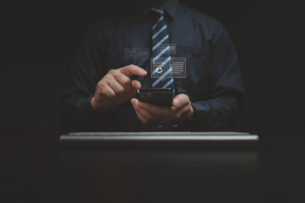 对产品和服务进行全息评论的个人，在使用后在评论框上撰写产品和服务的评论，为商店建立信誉，根据满意度评分图片下载