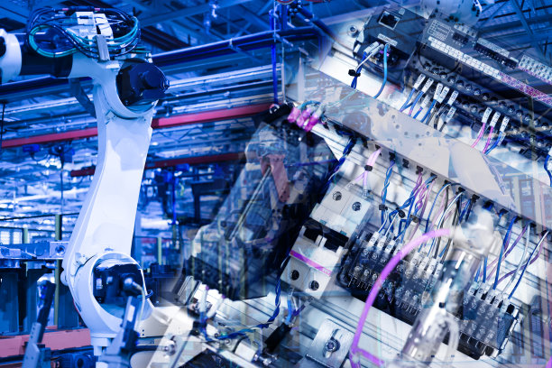 工厂双曝光自动化控制模块和机械臂，工业技术图片下载