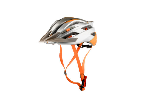 自行车安全帽，骑自行车时，自行车隔离在白色背景图片下载