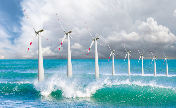 狂风暴雨中的风力涡轮机图片下载