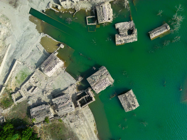 淹没的村庄，Darıbükü图片下载