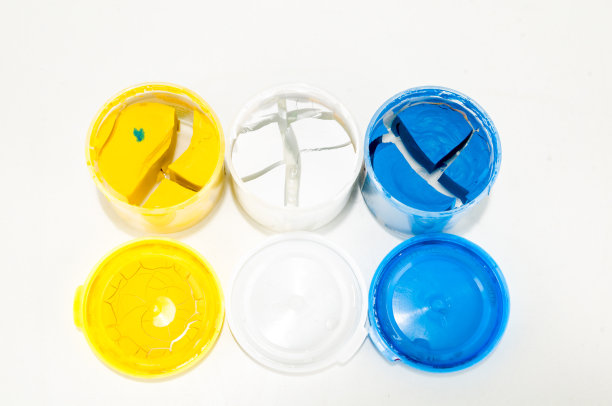 老化塑料盒与水彩油漆图片下载