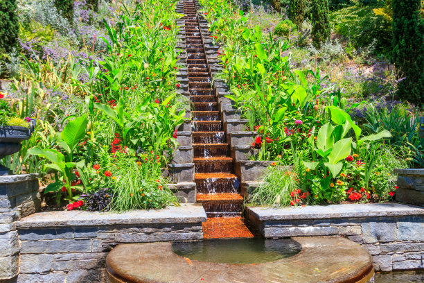 位于德国康斯坦茨湖花岛的意大利花水阶梯图片下载