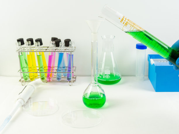 量筒和量瓶图片下载