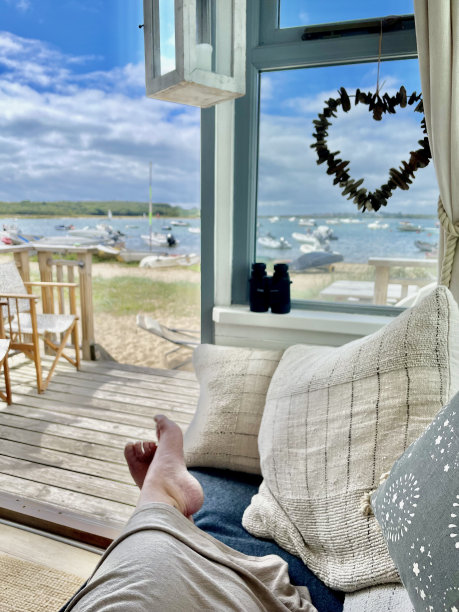 海滩小屋图片下载