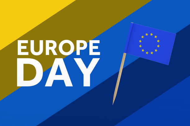 欧洲日的概念。带有欧洲日标志的欧盟指针旗。3d渲染图片下载