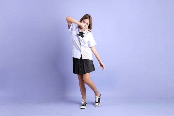 亚洲女学生图片下载