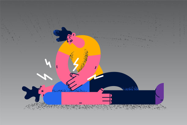 男子在地板上给受害者做心脏按摩图片下载