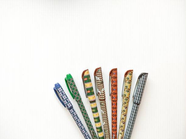 来自印度尼西亚的彩色正宗蜡笔图片下载