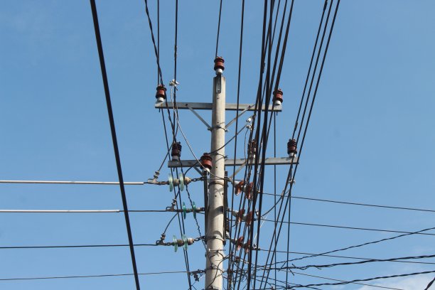 高压电线杆图片下载