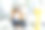 商务人士一边拿着文件和笔记本电脑坐在办公室里，一边用电风扇给自己吹气。图片下载