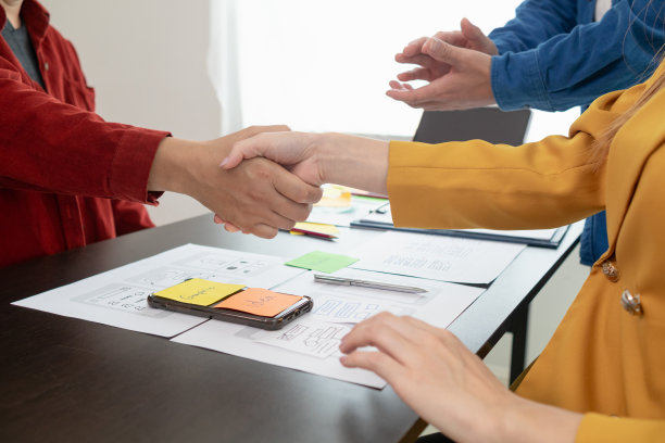 UI UX网页设计师团队共同开发移动响应式网站与UI UX前端设计师预览，UI UX网页开发思路，前端设计师。应用程序开发图片下载