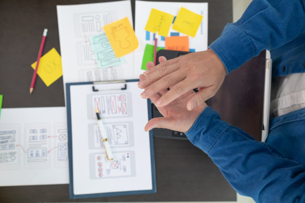 UI UX网页设计师团队共同开发移动响应式网站与UI UX前端设计师预览，UI UX网页开发思路，前端设计师。应用程序开发图片下载