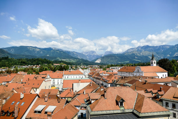 斯洛文尼亚卡明克古城的景色，数码照片作为背景，拍摄于欧洲斯洛文尼亚的布莱德湖地区图片下载