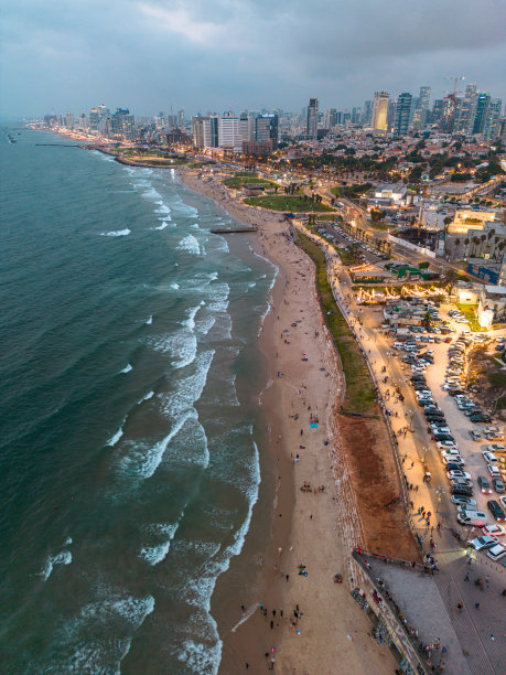 夏季特拉维夫-雅法海滨的下午和黄昏航拍全景照片图片下载