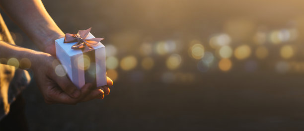 礼物，给予，2024，圣诞节，礼物，假期-事件，假期，给予，礼物标签-说明，生日快乐，新年快乐，假日和季节性，节礼日，图片下载