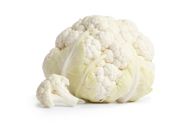 白底孤立的花椰菜。成熟的新鲜花椰菜修剪路径。高品质微距照片图片下载