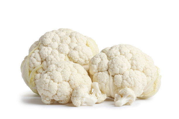 白底孤立的花椰菜。成熟的新鲜花椰菜修剪路径。高品质微距照片图片下载