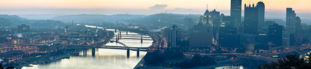 新的夏天的黎明在匹兹堡-缝制的全景图片下载