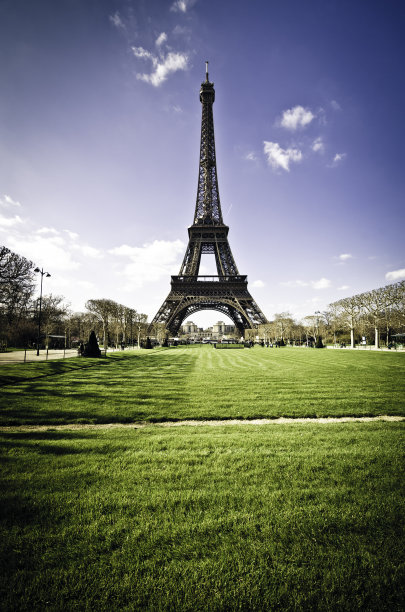 巴黎埃菲尔铁塔图片下载