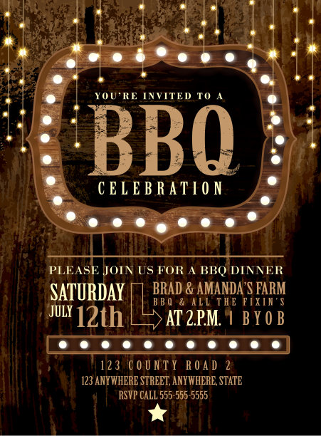 乡村烧烤婚礼请柬木制招牌和串灯图片下载