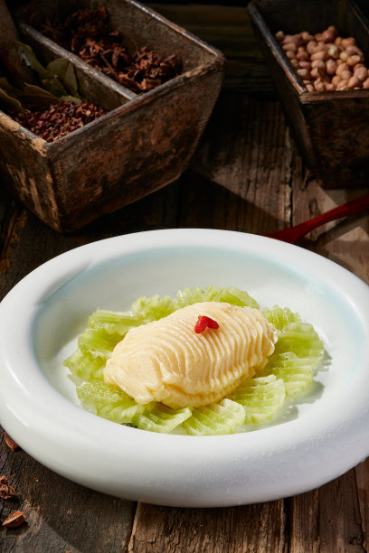 家常菜在中国商业餐厅，精致的中国菜，高档餐厅，昂贵的食物图片下载