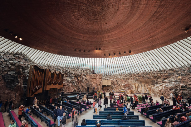 坦佩利奥基翁教堂， 赫尔辛基， 芬兰图片下载