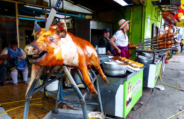 烤猪(Chancho Hornado)，厄瓜多尔图片下载