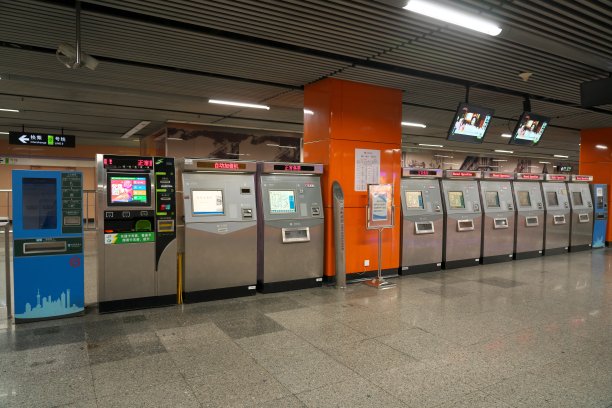 上海地铁南京东路站自动售票机，中国上海图片下载
