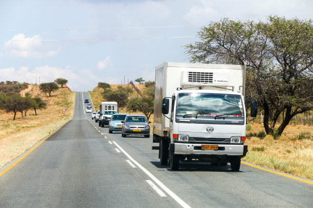 日产柴油UD40图片下载