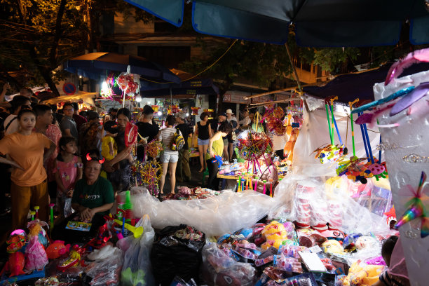 越南河内街头美食夜市图片下载