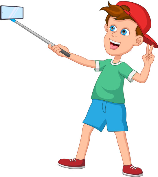 可爱的小男孩在用智能手机自拍图片下载