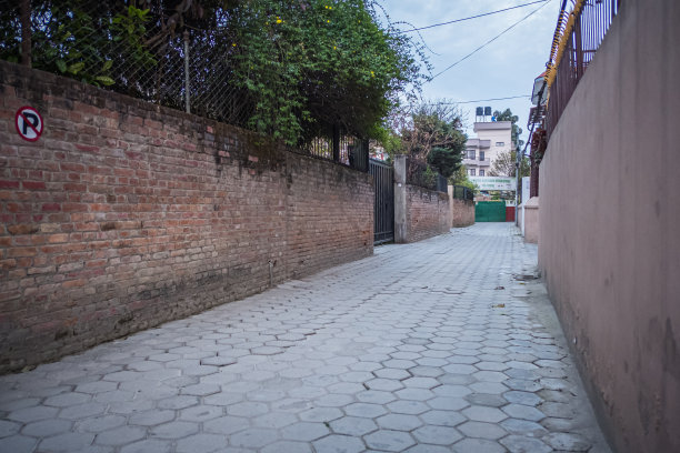 学校在封锁期间关闭图片下载