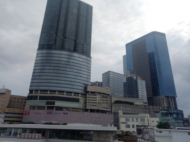 泗水市的多层建筑图片下载