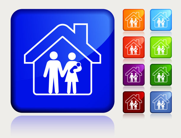 在屋顶下有孩子的父母图片下载