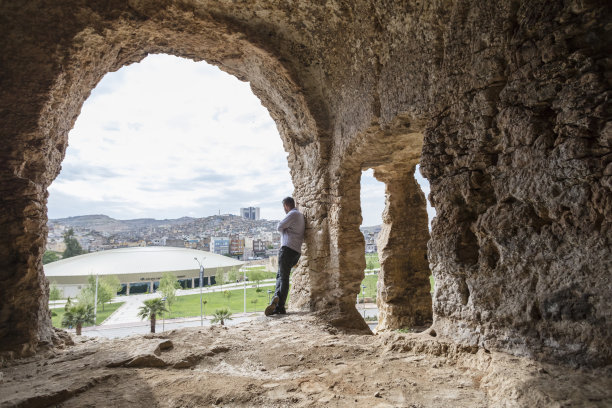 Kızılkoyun历史性的洞穴图片下载