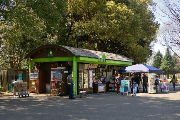 代代木公园的街头小贩图片下载