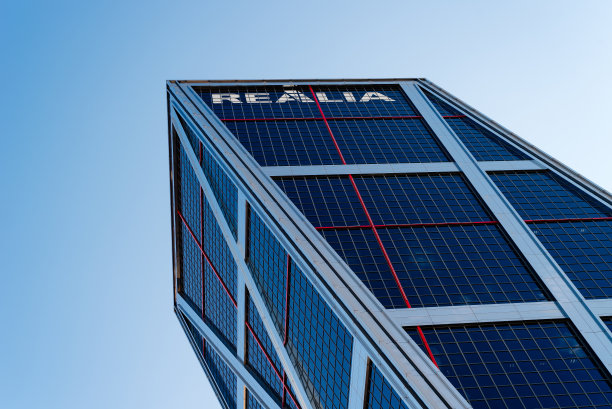 欧洲之门位于马德里图片下载